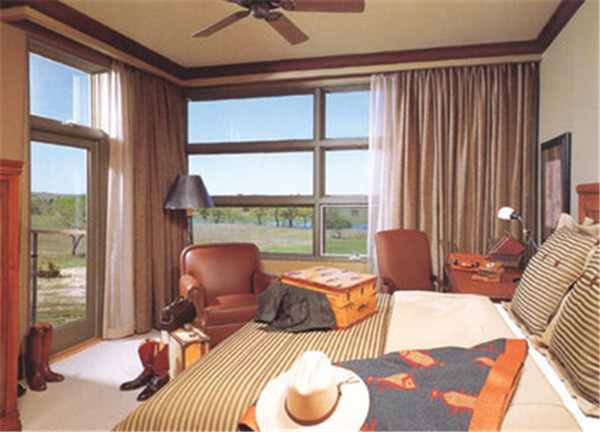 主臥電動(dòng)窗簾效果圖 主臥電動(dòng)窗簾效果圖